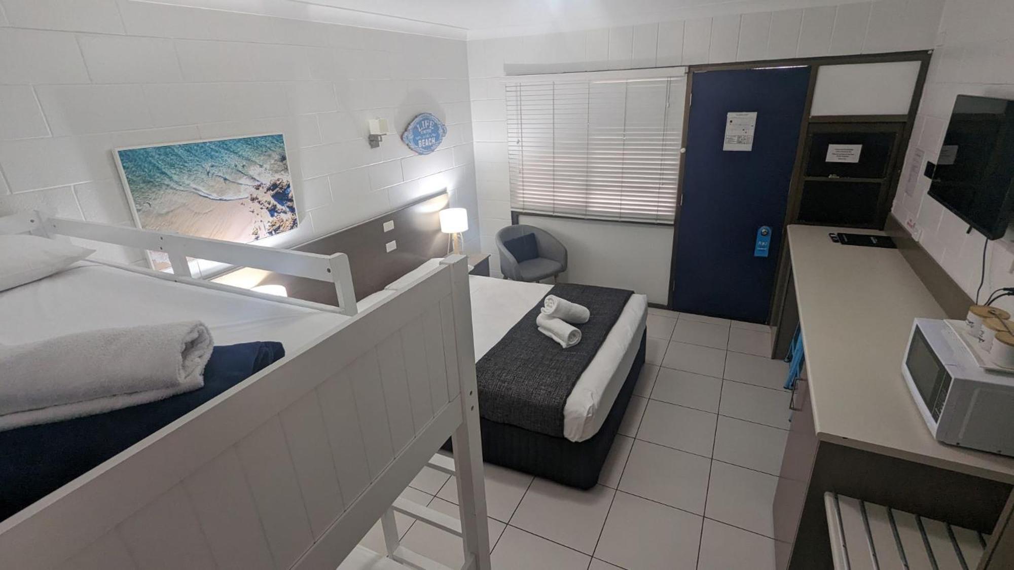 卡拉德拉莫法特海滩汽车旅馆 卡伦德拉 外观 照片